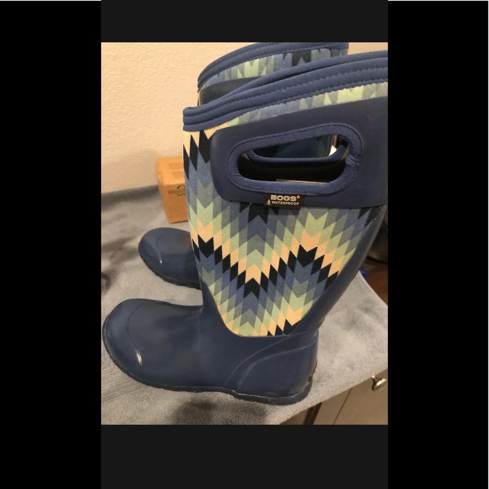 Bogs tall rain boots women